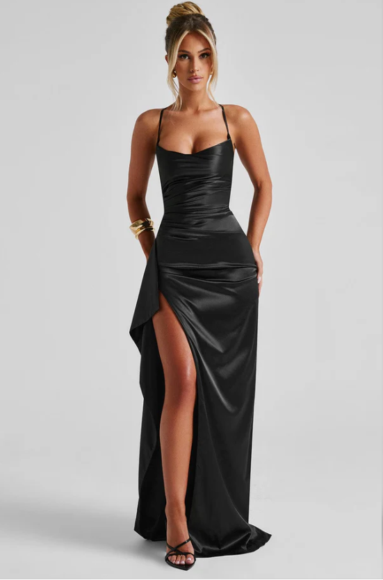 Vivienne| Elegantes Satin-Maxikleid mit Beinschlitz und drapiertem Oberteil