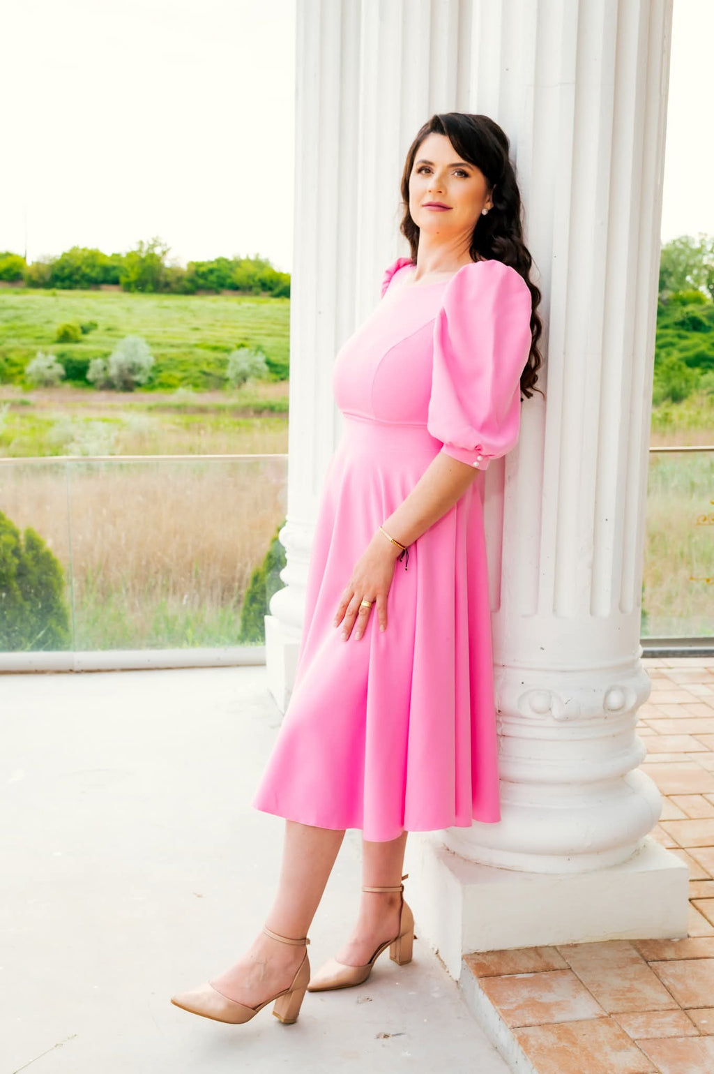 Valentina | Elegantes Midikleid mit Puffärmeln und ausgestelltem Rock