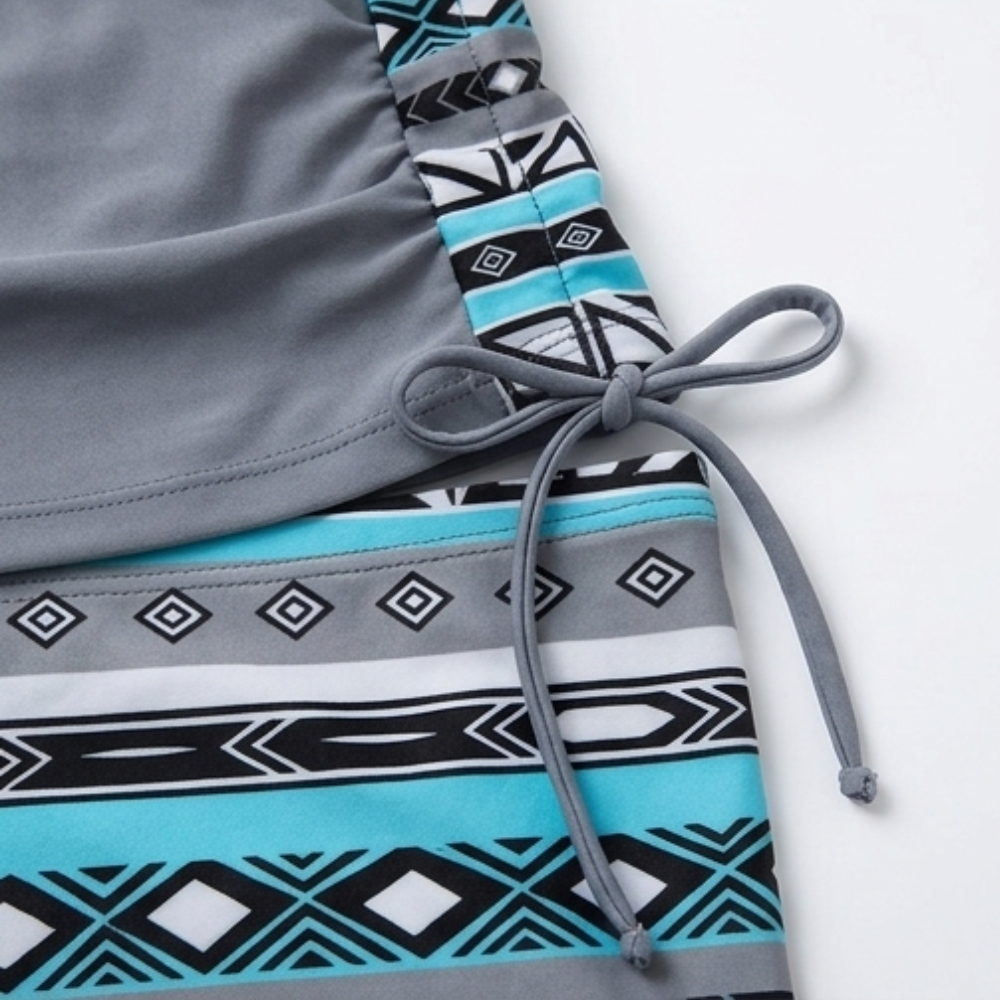 Sandra | Sportlicher Tankini mit Ethno-Muster und Shorts