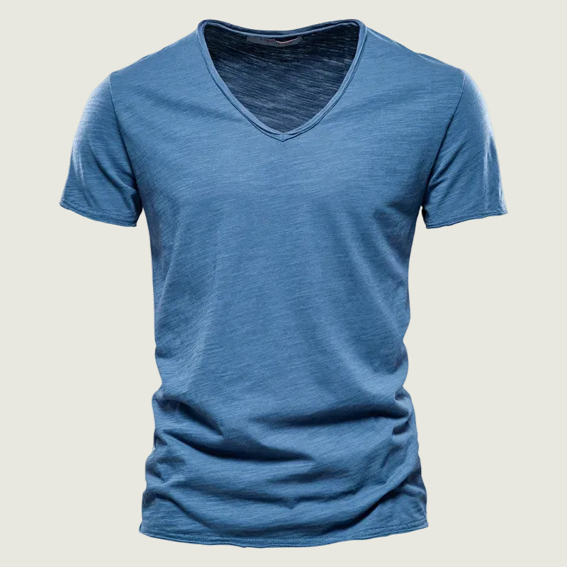 Anton | Lässiges Herren-T-Shirt mit V-Ausschnitt in Slub-Optik | 2 für 1