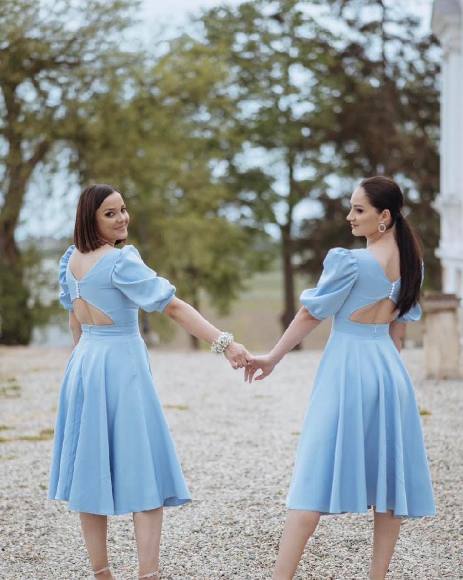 Valentina | Elegantes Midikleid mit Puffärmeln und ausgestelltem Rock